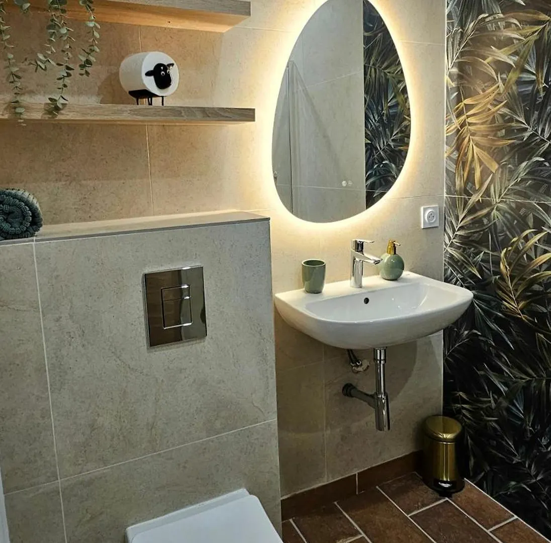 فندق مبيت وإفطار لو لوك Villa Tropez Chambres D'Hotes